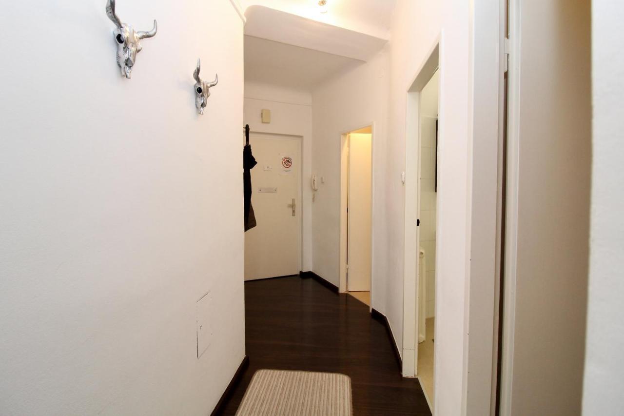 Balcony Apartment - Next To Opera 비엔나 외부 사진